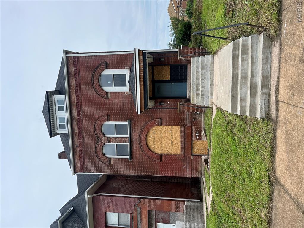 4412 Delmar Boulevard Property Photo 1