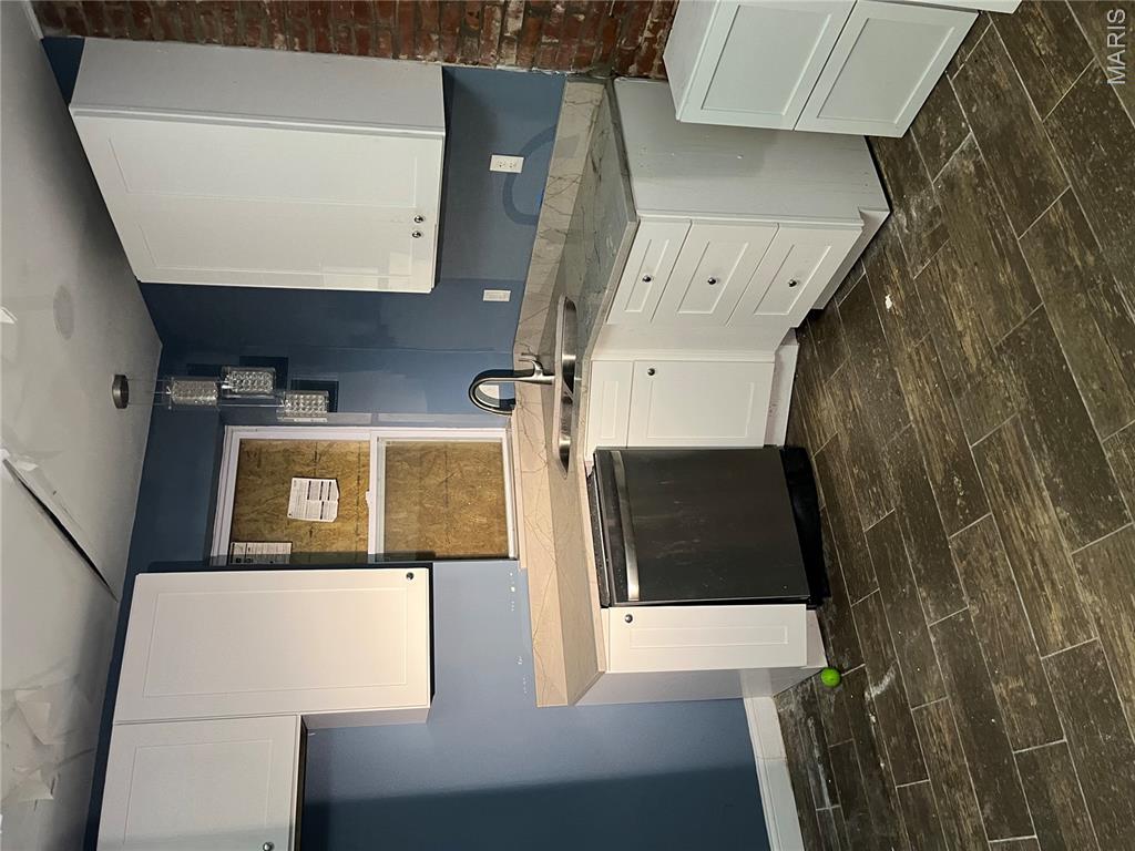 4412 Delmar Boulevard Property Photo 16