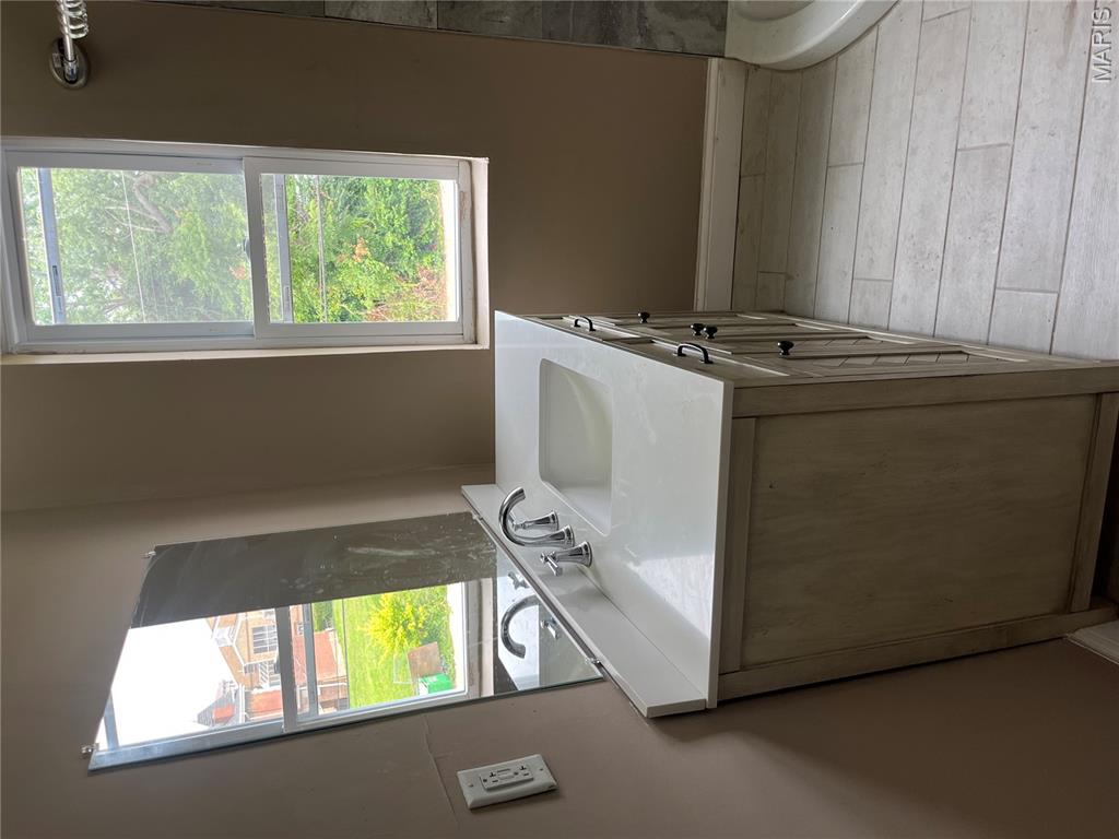 4412 Delmar Boulevard Property Photo 23