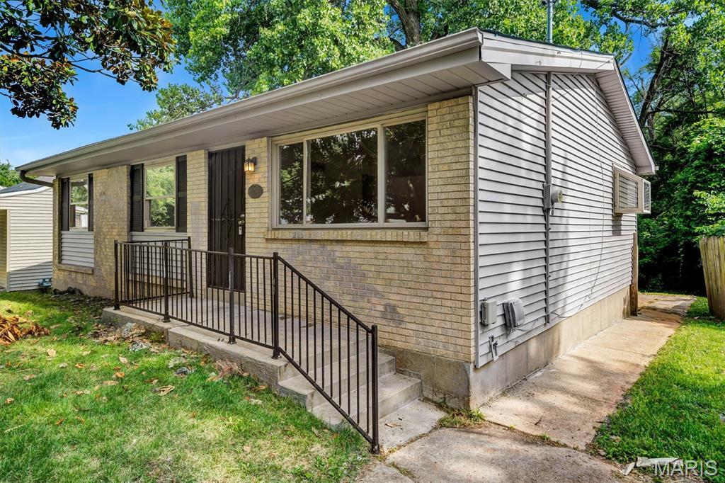 258 Sadonia Avenue Property Photo 1