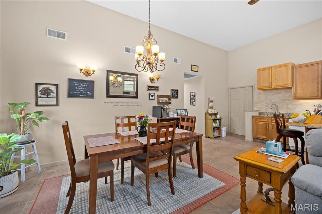22017 Panorama Drive Property Photo 10