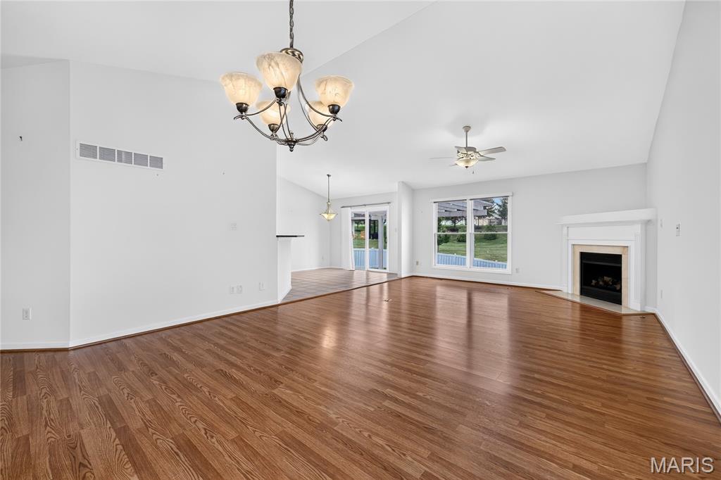 548 Boulder River Drive Property Photo 14