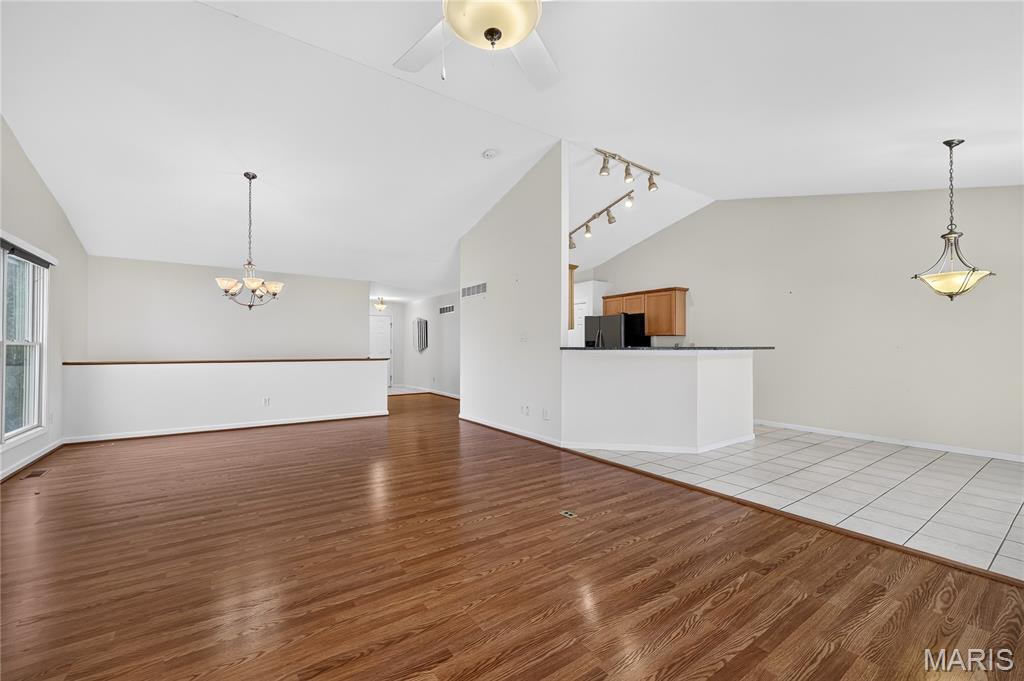548 Boulder River Drive Property Photo 16