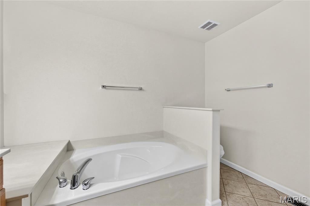 548 Boulder River Drive Property Photo 33