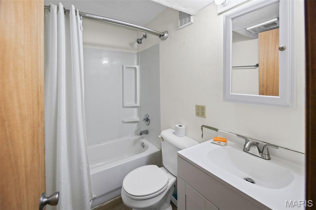 1826 Oliveto Lane Property Photo 17