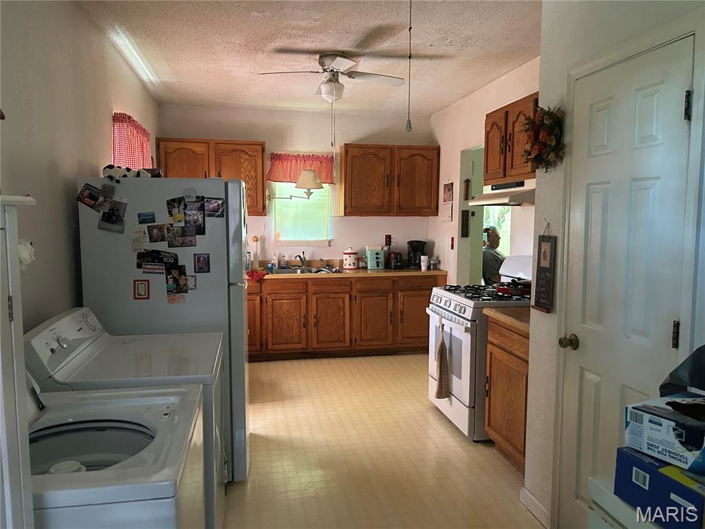 105 E Vine Street Property Photo 7