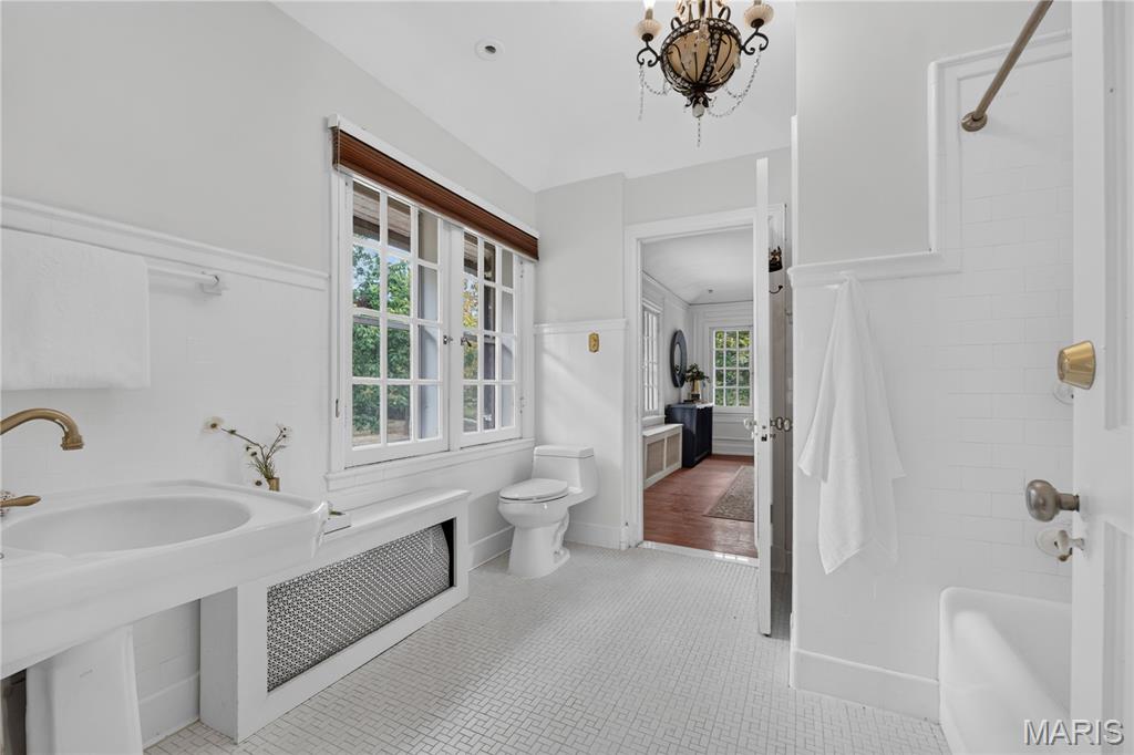 7101 Delmar Boulevard Property Photo 33
