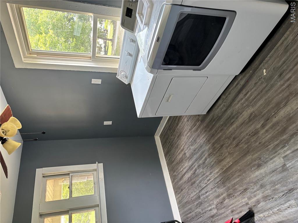 401 Watts Street Property Photo 10