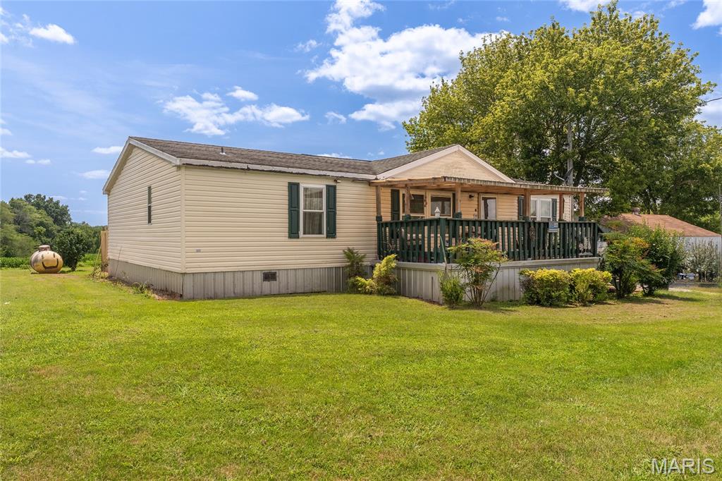 8215 State Rte 146 Property Photo 1