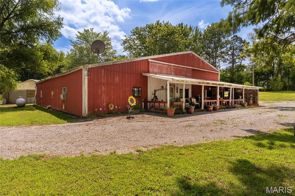 8475 State Hwy 146 Property Photo 1