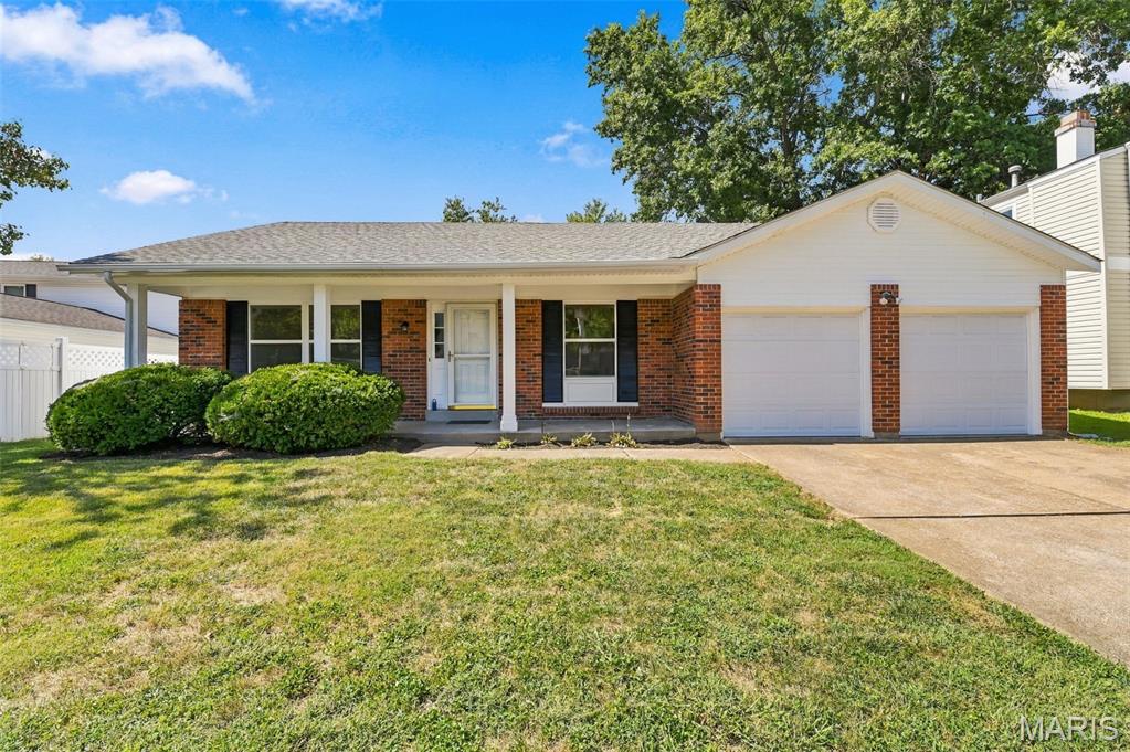 807 Nykiel Court Property Photo 1