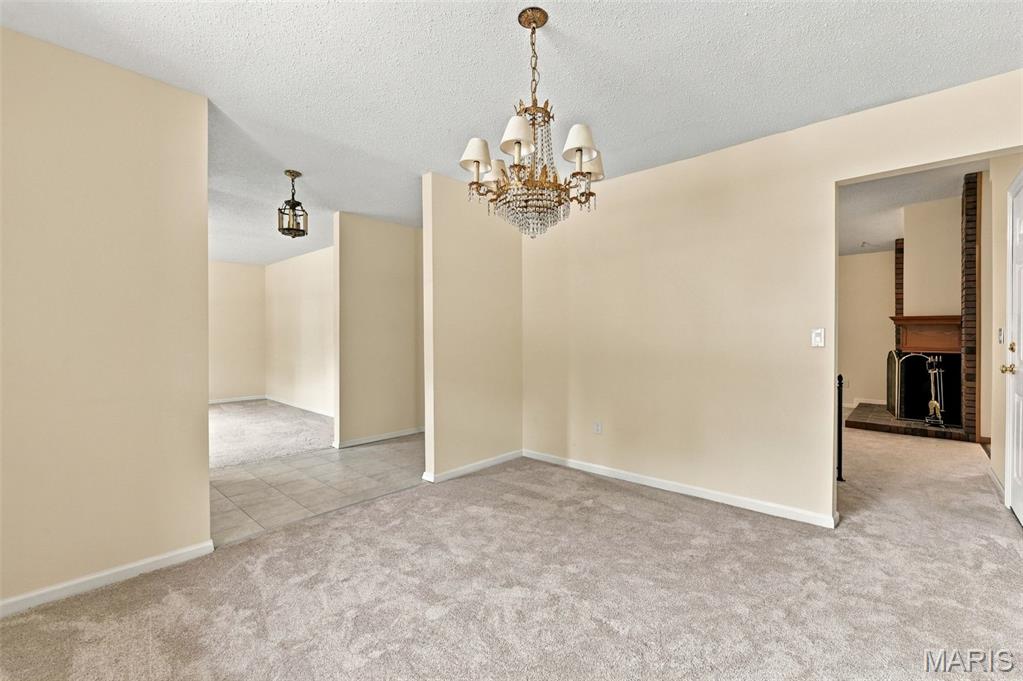 807 Nykiel Court Property Photo 8
