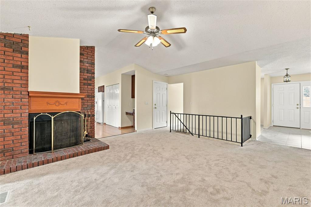 807 Nykiel Court Property Photo 12