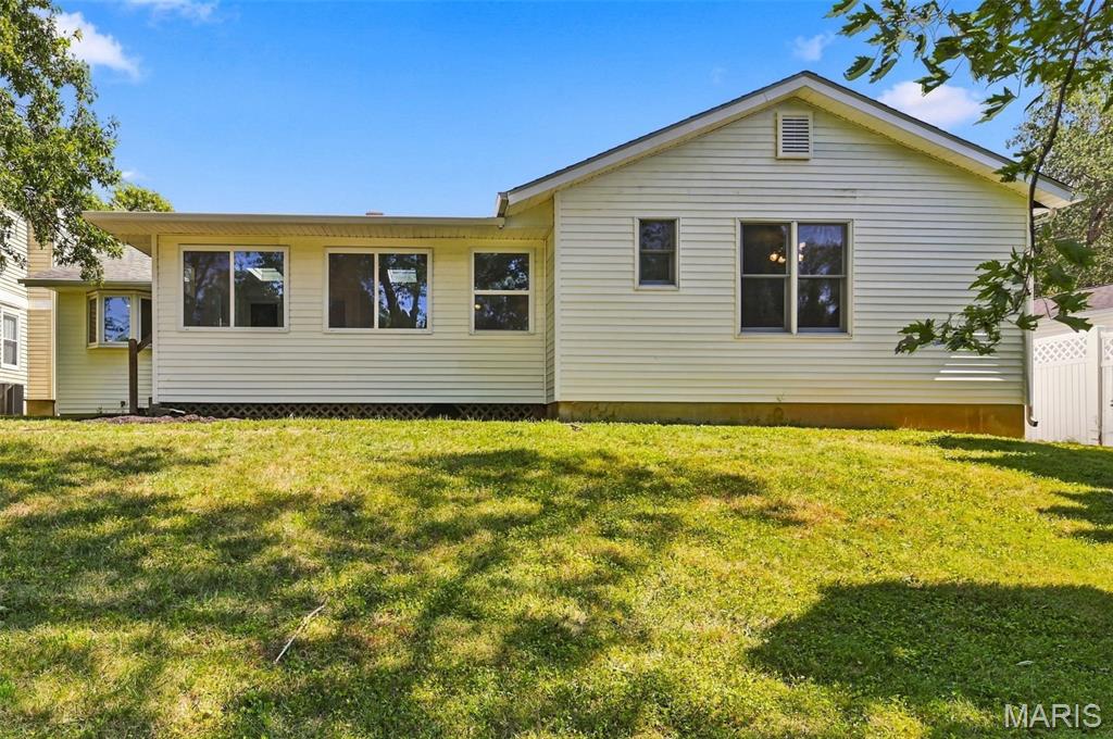 807 Nykiel Court Property Photo 46