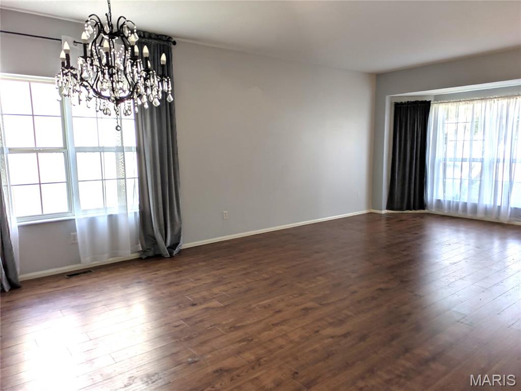 9104 Cedarberry Circle Property Photo 4