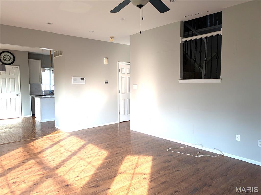 9104 Cedarberry Circle Property Photo 7
