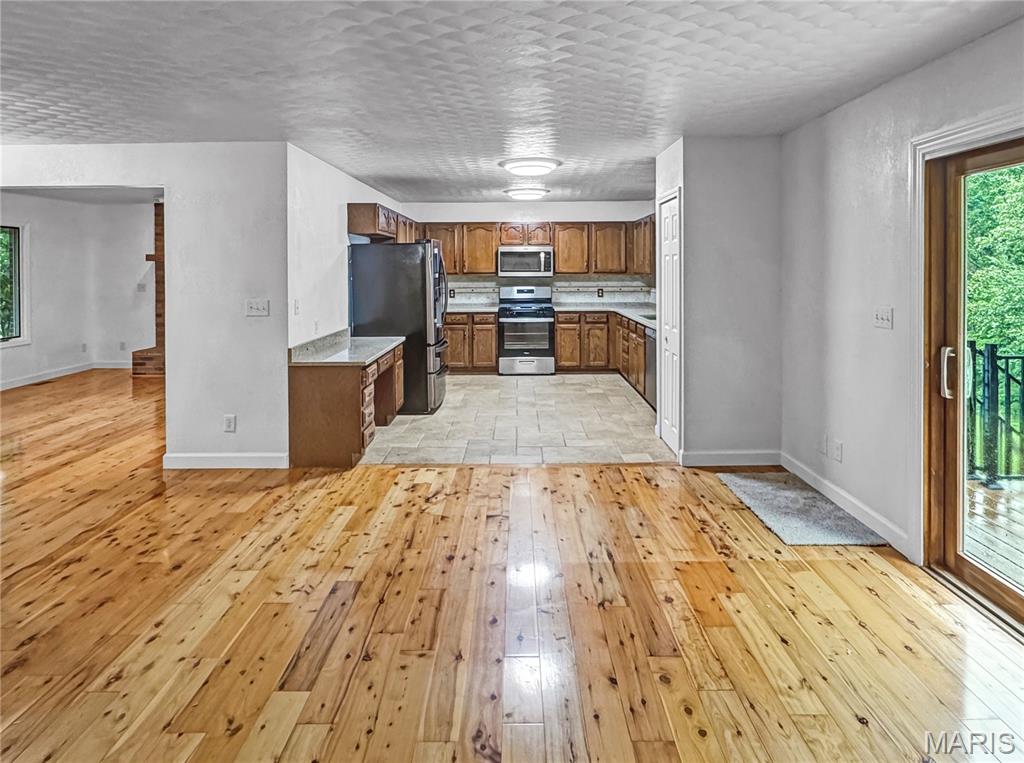 4600 Hilltop Drive Property Photo 16