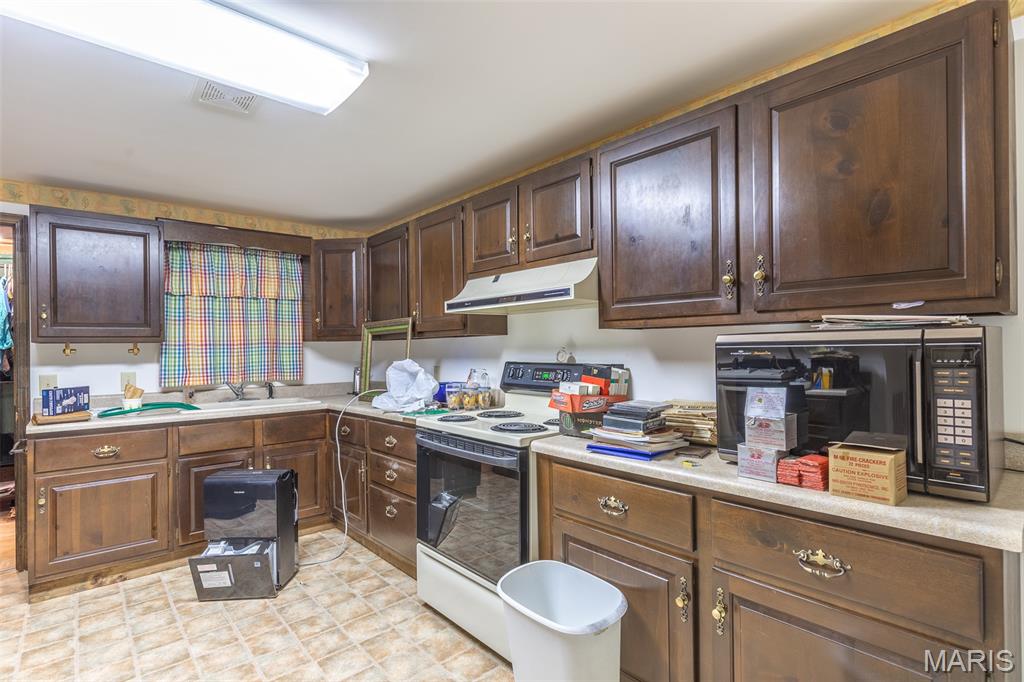 1103 E Cherry Street Property Photo 20