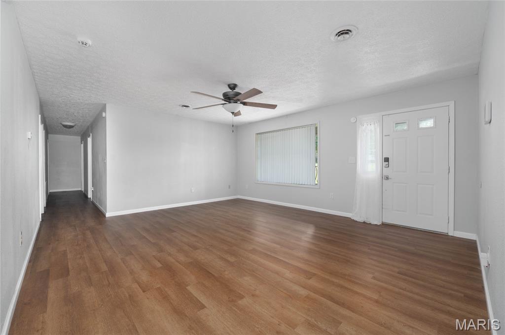 14423 Tailor Road Property Photo 5