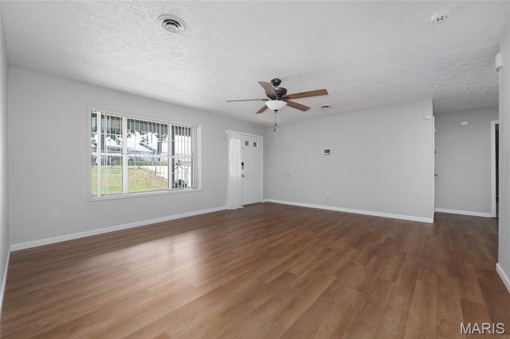 14423 Tailor Road Property Photo 6