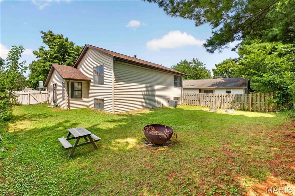 1513 Royal Oak Court Property Photo 16