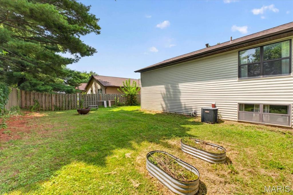 1513 Royal Oak Court Property Photo 17