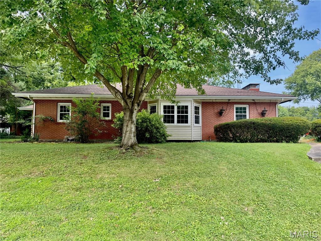 407 Killarney Drive Property Photo 1