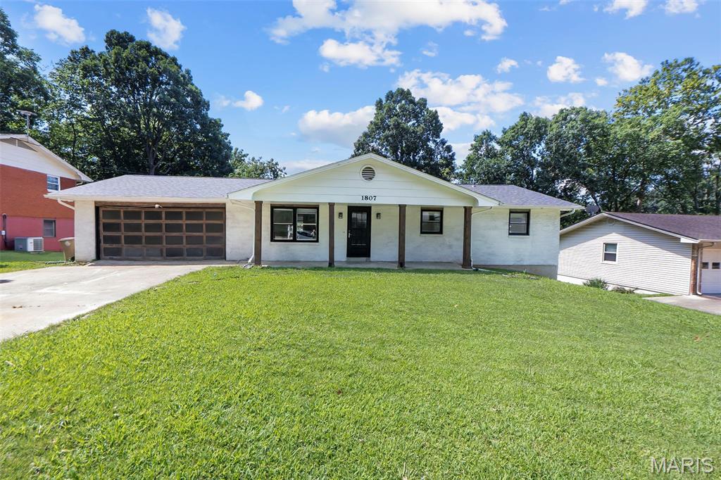 1807 Ricardo Drive Property Photo 1