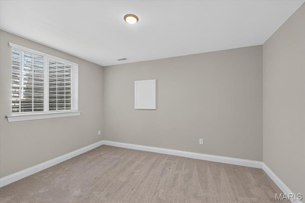 17007 Main Street Property Photo 36