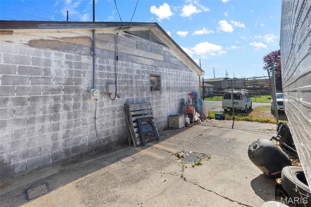 225 Clark Avenue Property Photo 7