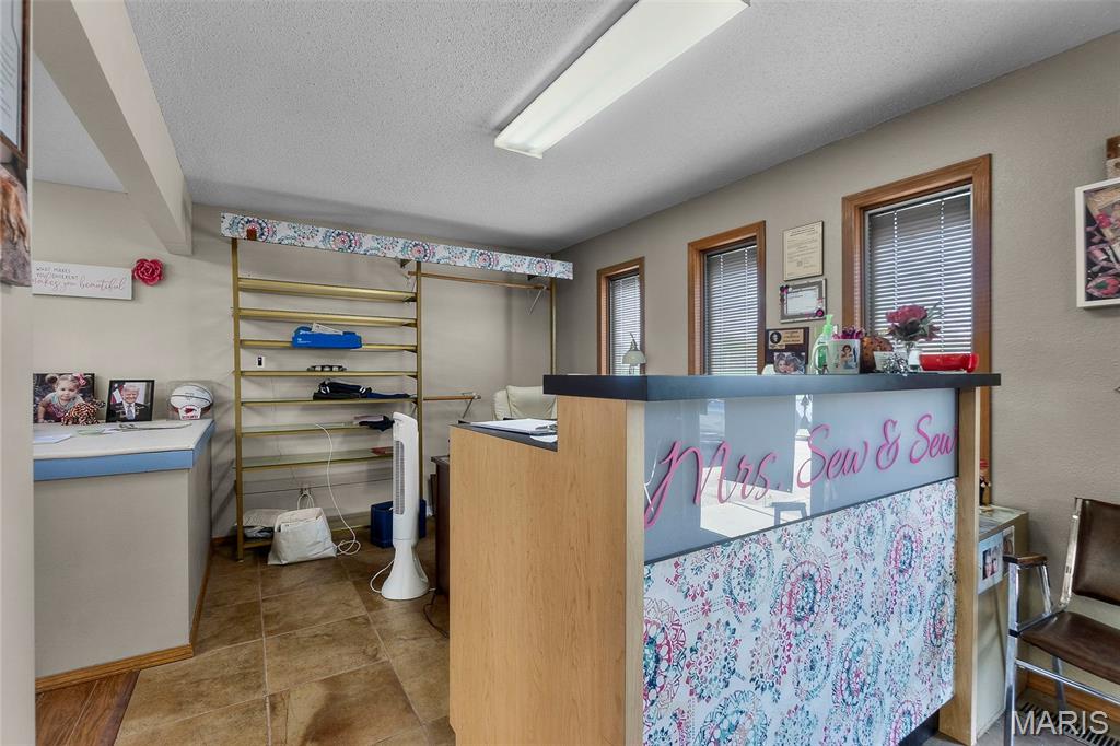 225 Clark Avenue Property Photo 17