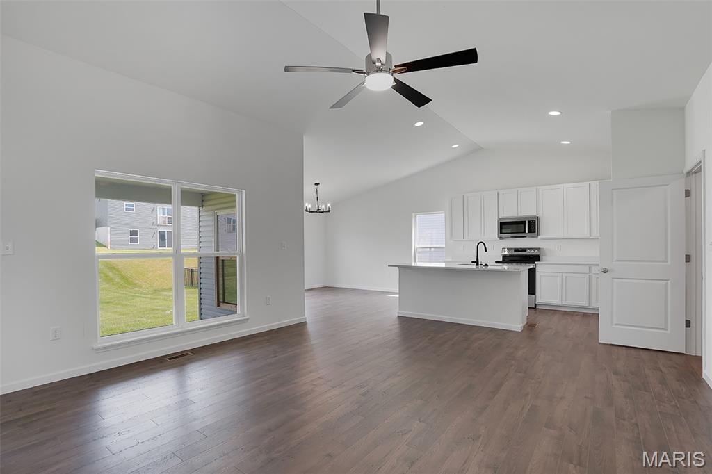 4566 Bella Terra Drive Property Photo 2
