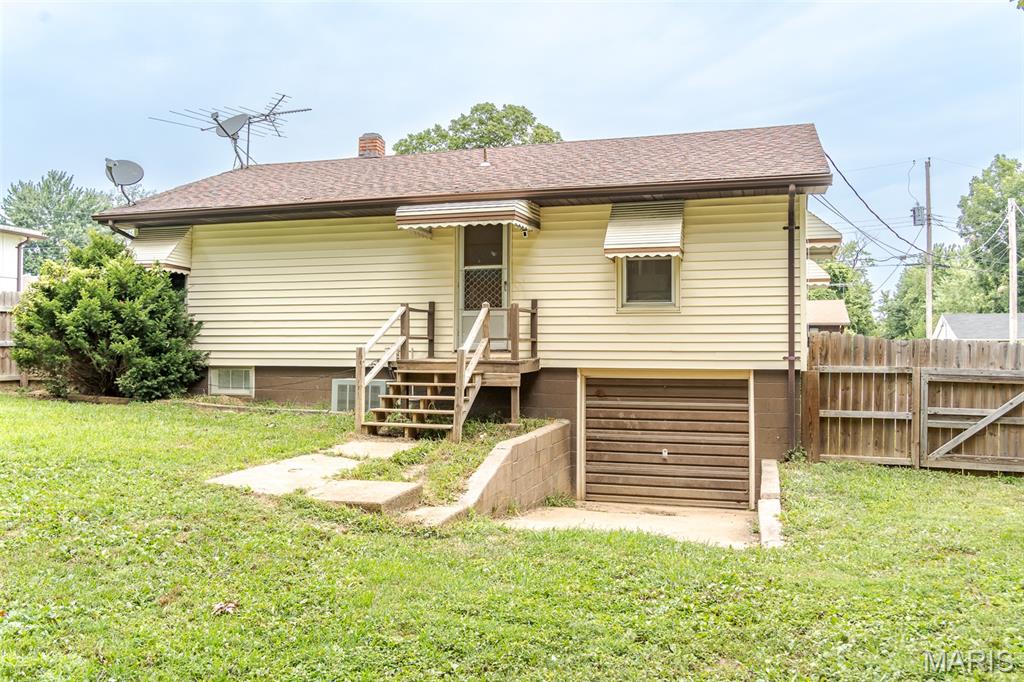 670 Meadow Drive Property Photo 2