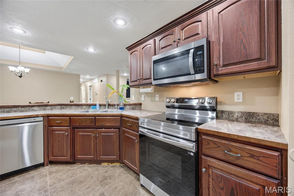 20152 Helios Lane Property Photo 15