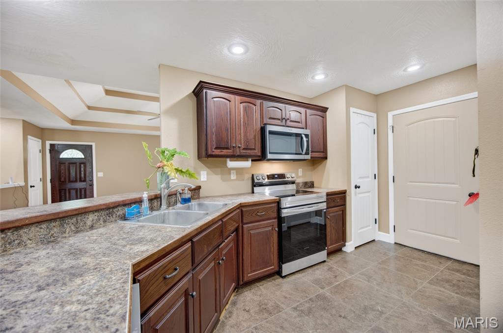 20152 Helios Lane Property Photo 16
