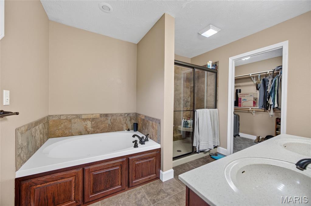 20152 Helios Lane Property Photo 21