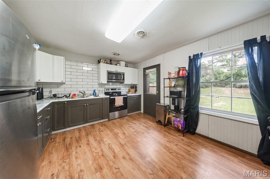 5 King Drive Property Photo 6