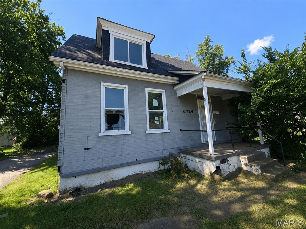 6728 Robbins Avenue Property Photo 1