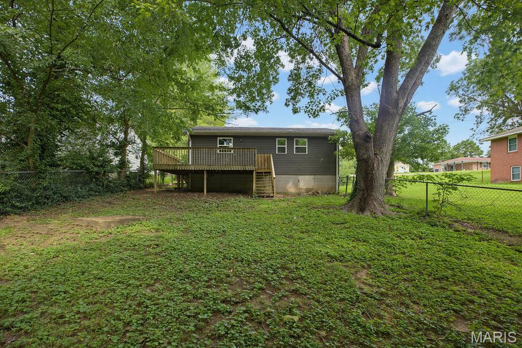 704 Union Street Property Photo 6