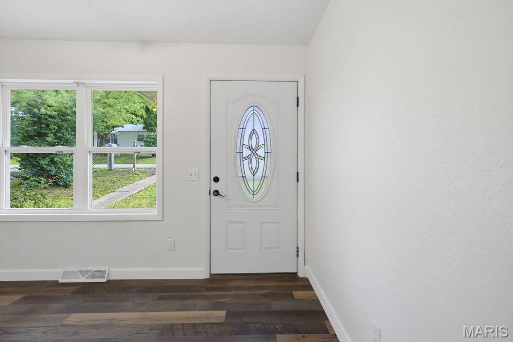 704 Union Street Property Photo 10
