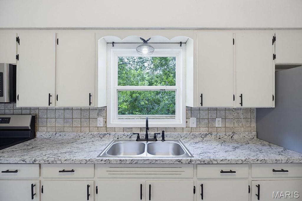 704 Union Street Property Photo 14
