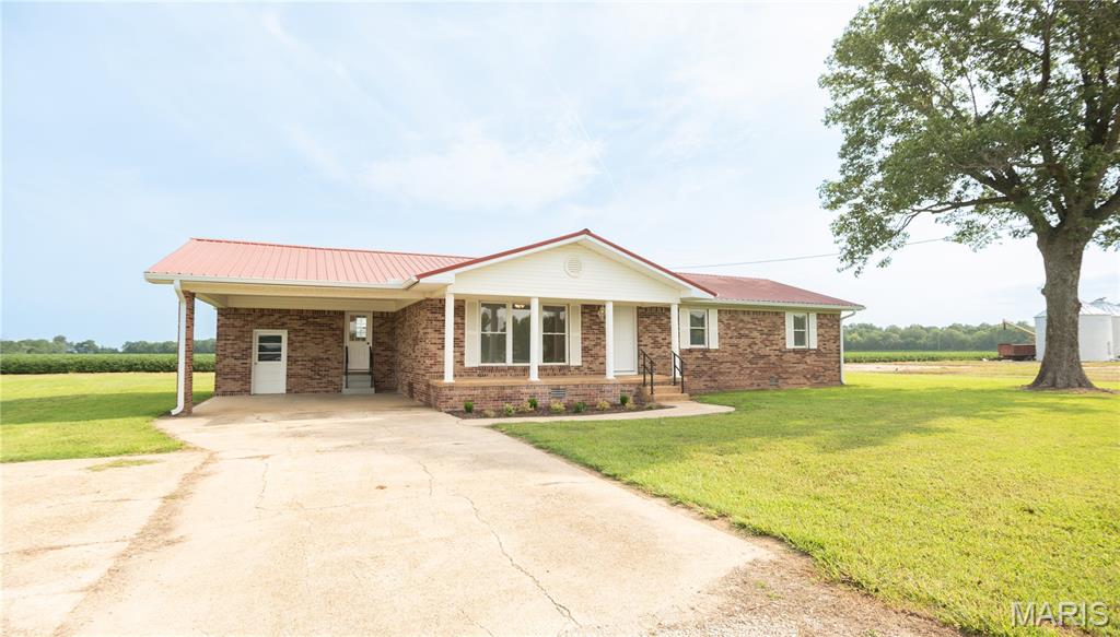 1405 State Highway U Property Photo 1