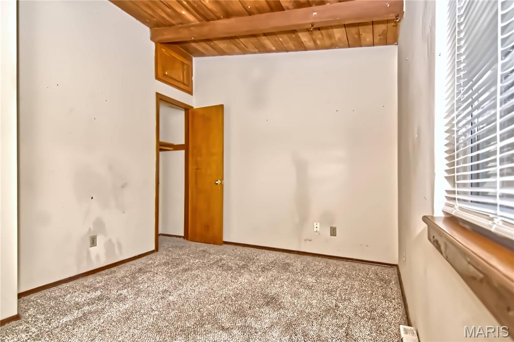 220 N Olive Street Property Photo 13