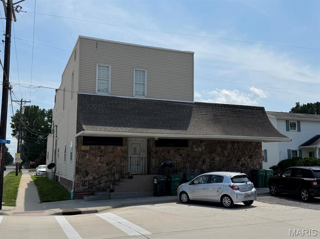 590 S 2nd Street Property Photo 1