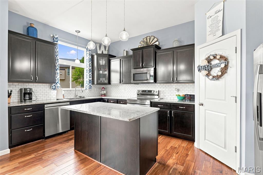 802 Railway Circle Property Photo 3
