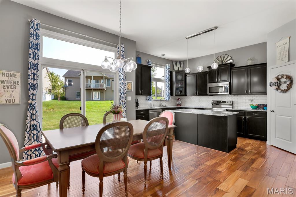 802 Railway Circle Property Photo 11