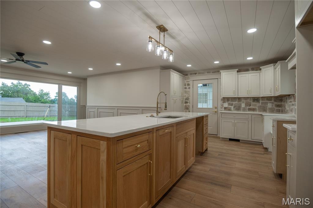 710 Bloomfield Avenue Property Photo 13