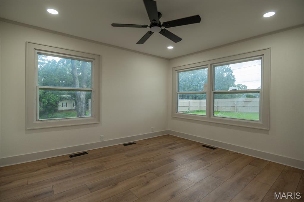 710 Bloomfield Avenue Property Photo 23