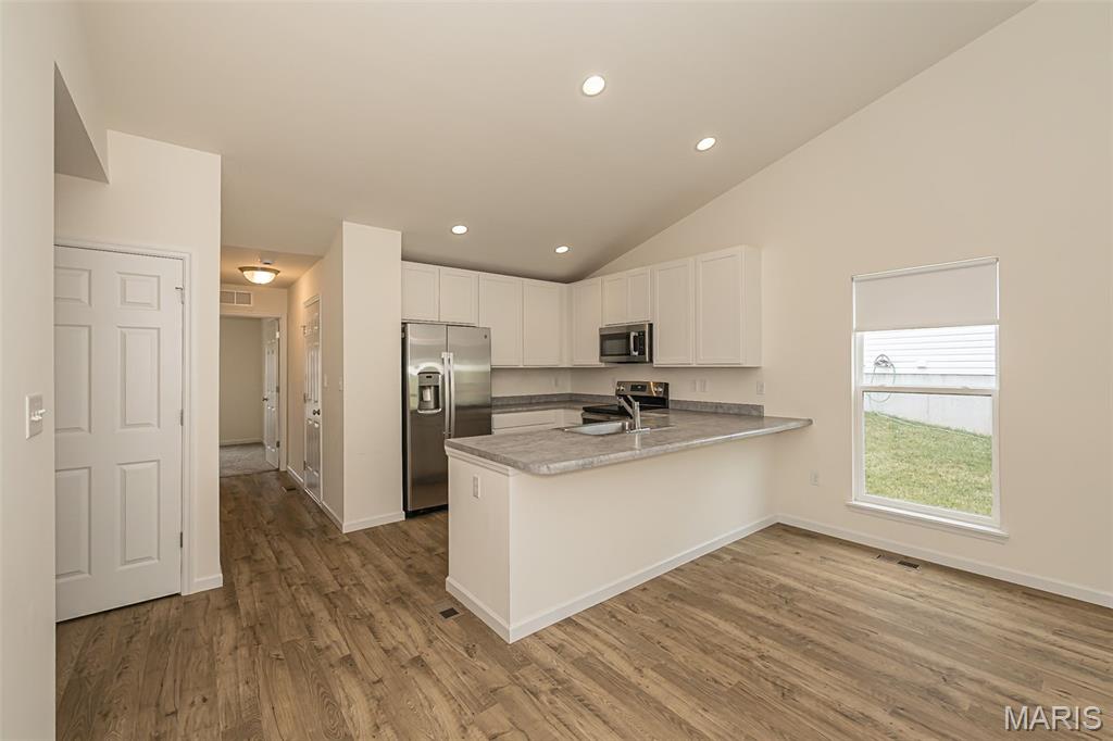 3197 White Pine Drive Property Photo 8