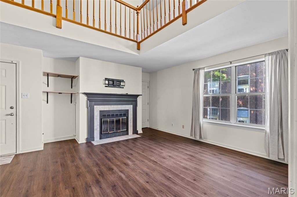 4235 W Pine Boulevard 3 Property Photo 6